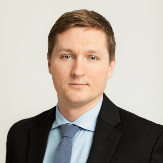 nathan bess headshot