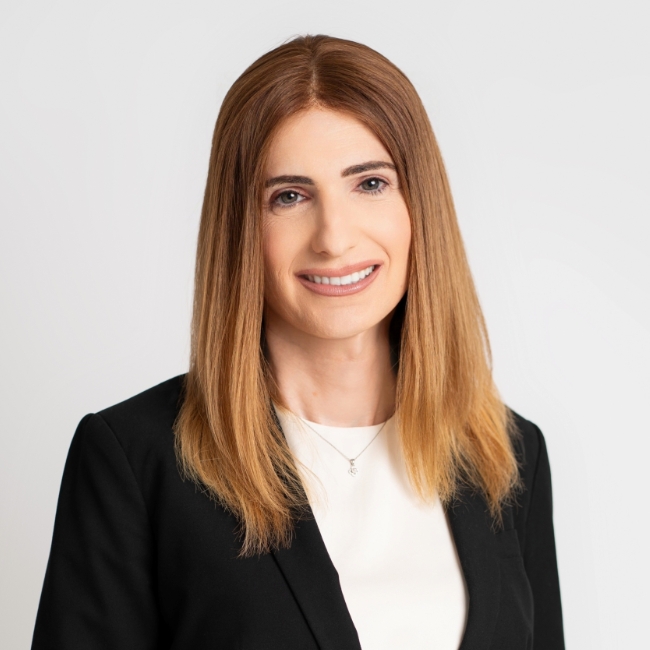 emily gardella headshot